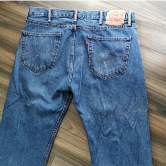 Levi's 505 Regular Fit Straight Leg Jeans Medium Wash | Men's 38x30 - Picture 12 of 12